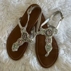 Cute girls metallic thong sandals. Silver with jewels size 13.